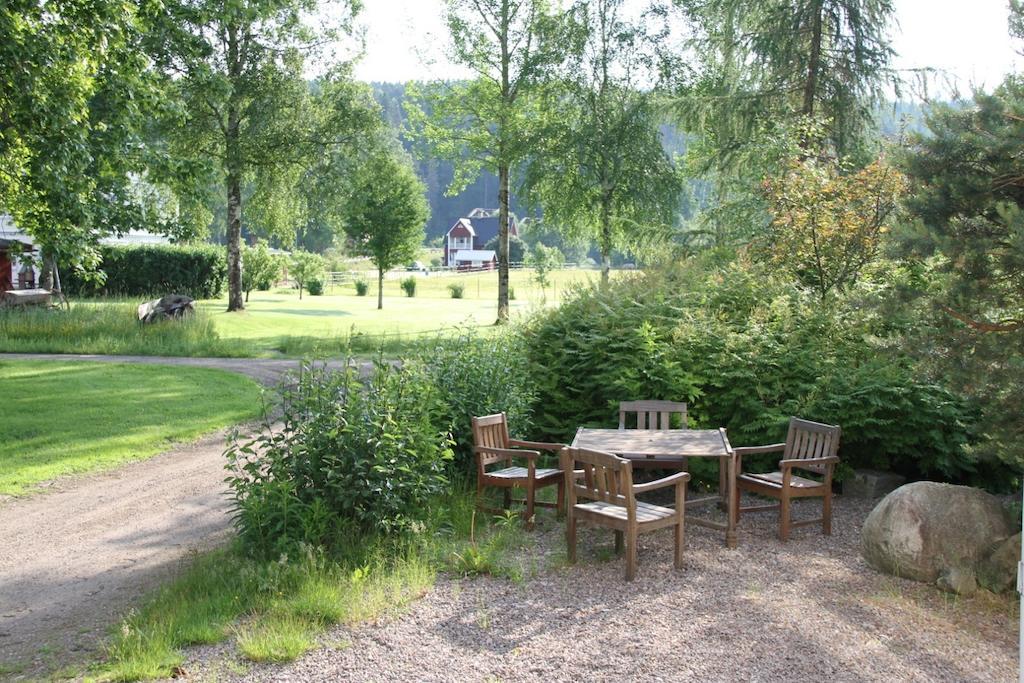 Ferienwohnung Rosa Huset Osebol Stöllet Exterior foto